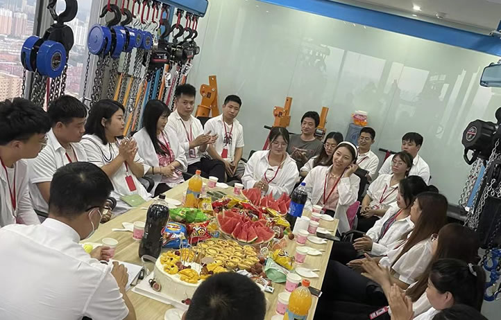 成华不锈钢起重设备营销中心盛夏欢快时光